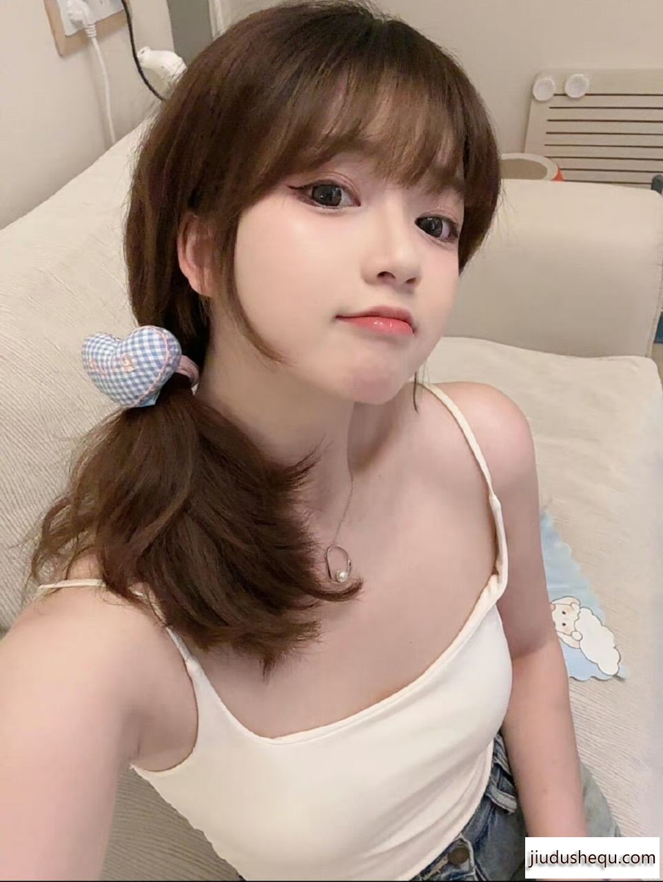 225.jpg