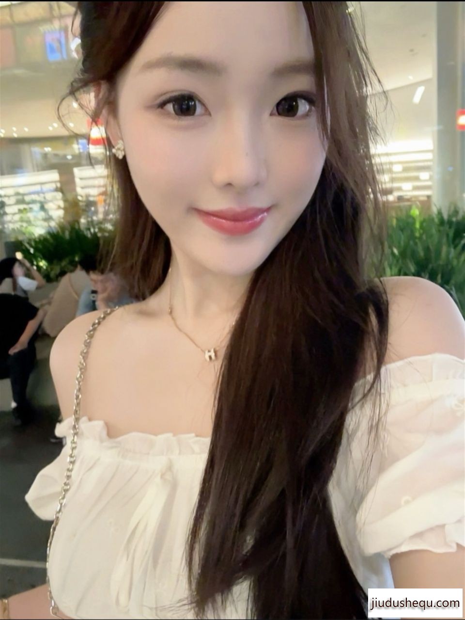 813.jpg