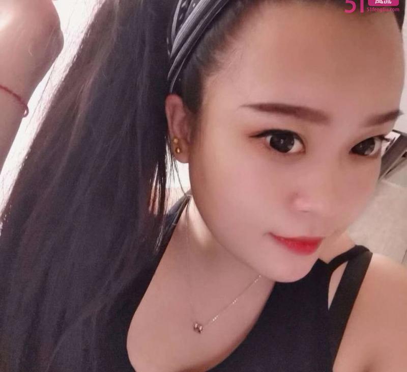 让胡路小区里面