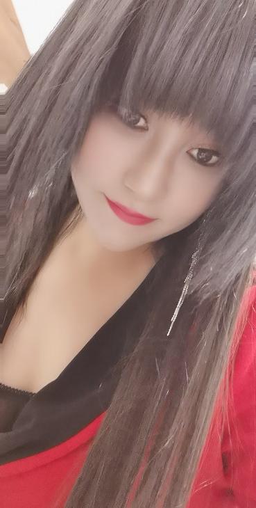 最近很火的小姐姐&mdash;重型坦克踩雷