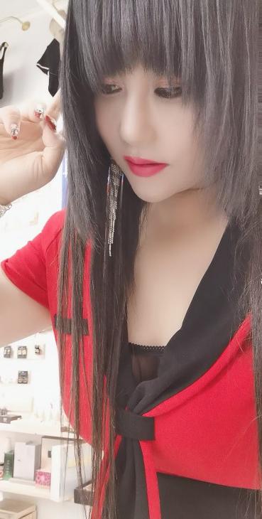 最近很火的小姐姐&mdash;重型坦克踩雷