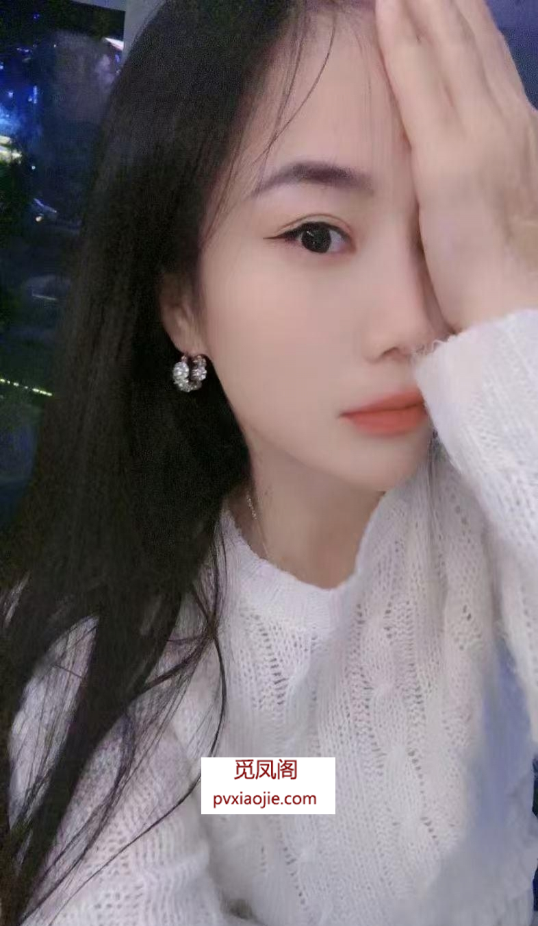 临平美甲兼职小妹