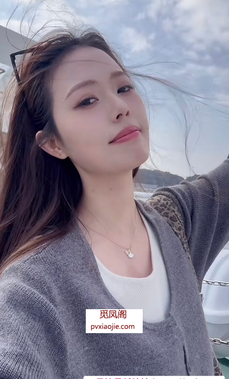 性感美丽兼职小美女