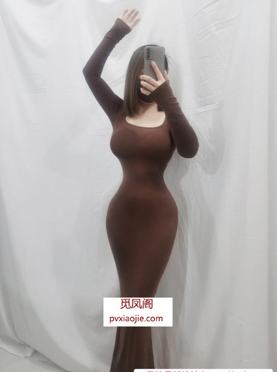 轻熟蜜桃臀米苏