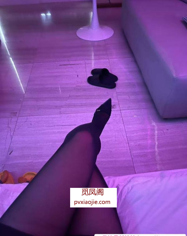 武侯风骚制服少妇雅雅