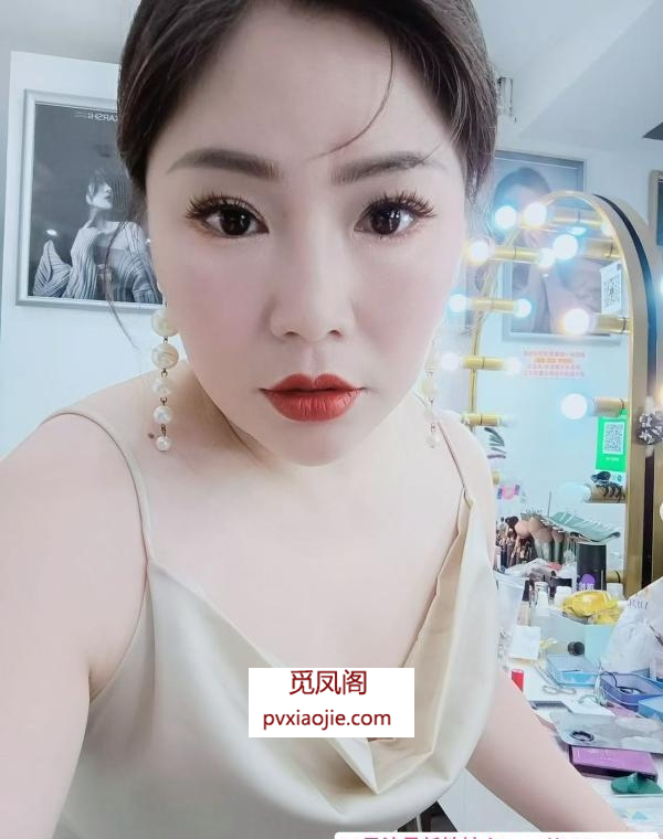 温柔服务中项小姐姐