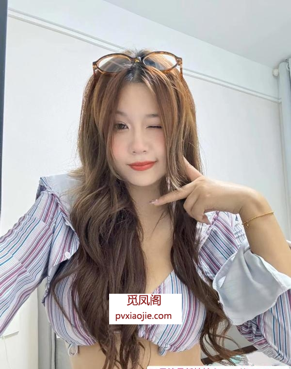 肤白貌美骚妹子