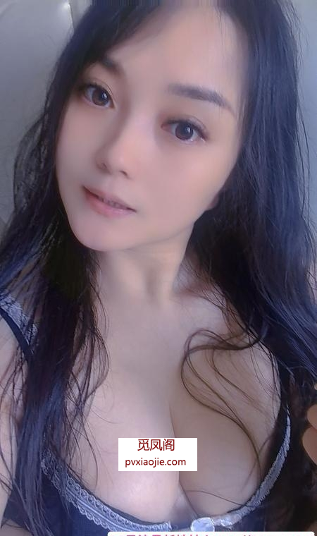 苗条服务系少妇