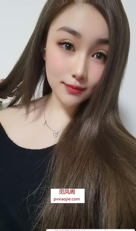 白云大胸妹开心