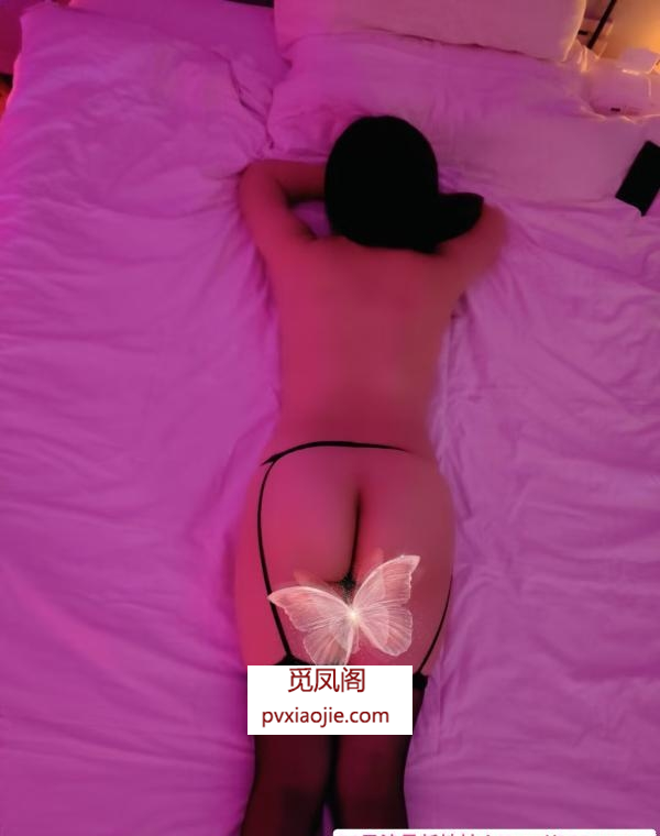 武昌桃夭翘臀可以接吻