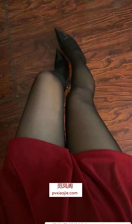 紫荆性感熟女彩云