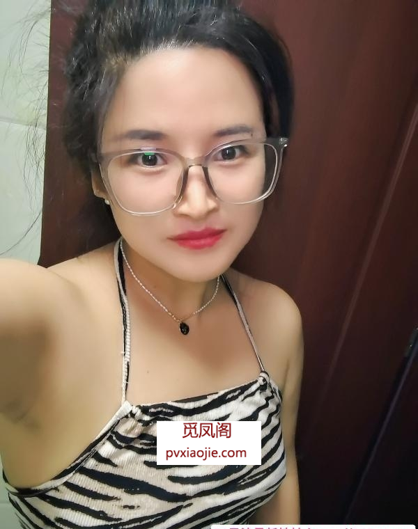 钟楼服务系御姐