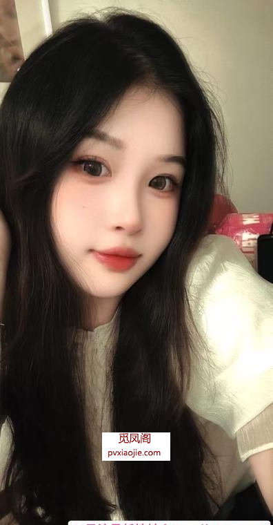 后湖嫩妹小甜甜