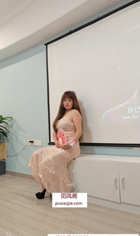 大奶少妇莎莎