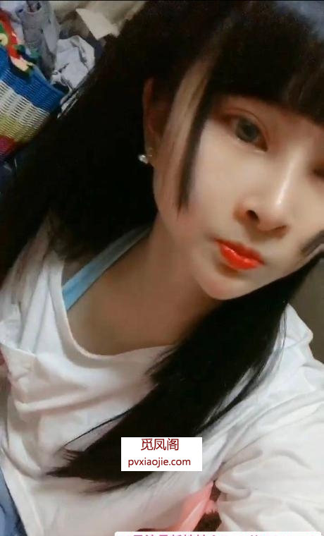 三里街小美女可欣