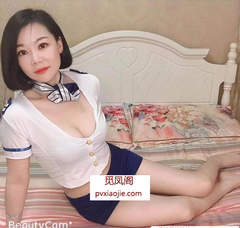 返食妩媚风韵熟女