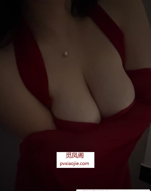 大奶少妇葫芦娃