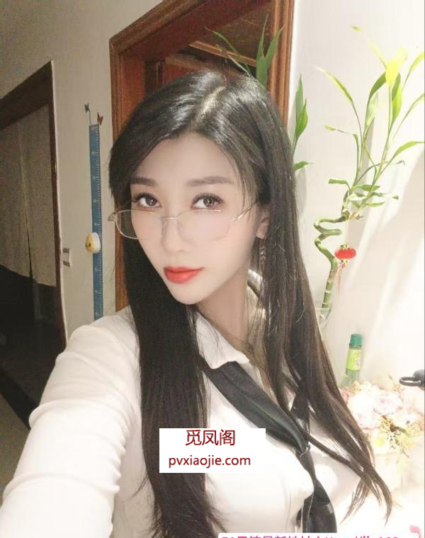 口爆淫妇花妹