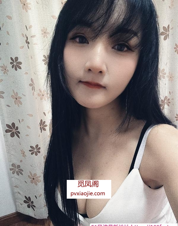 大奶子柒柒