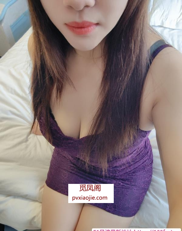 巴国城大胸熟女