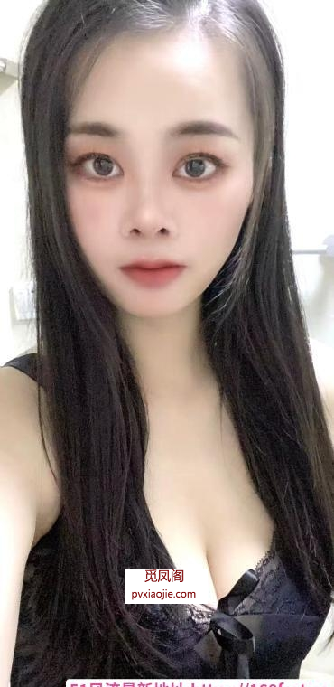白嫩大长腿