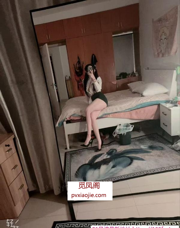 风骚反差清纯女友悠悠