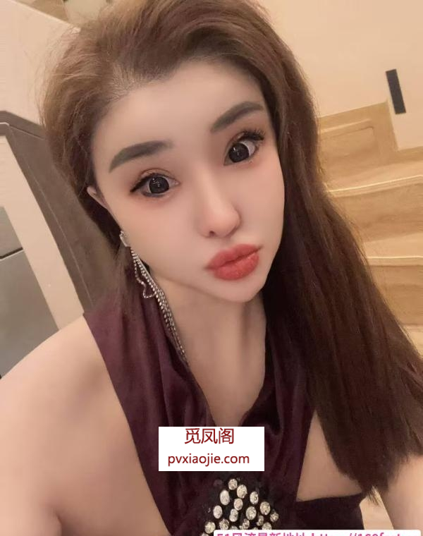 香坊玉足少妇