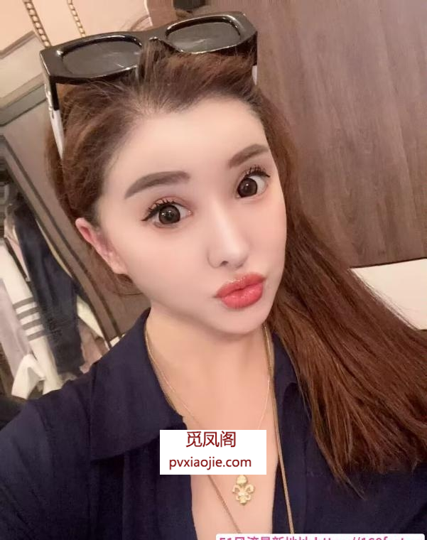 香坊玉足少妇