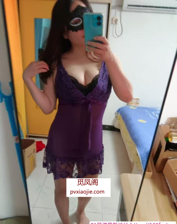 肉臀巨乳乖宝儿