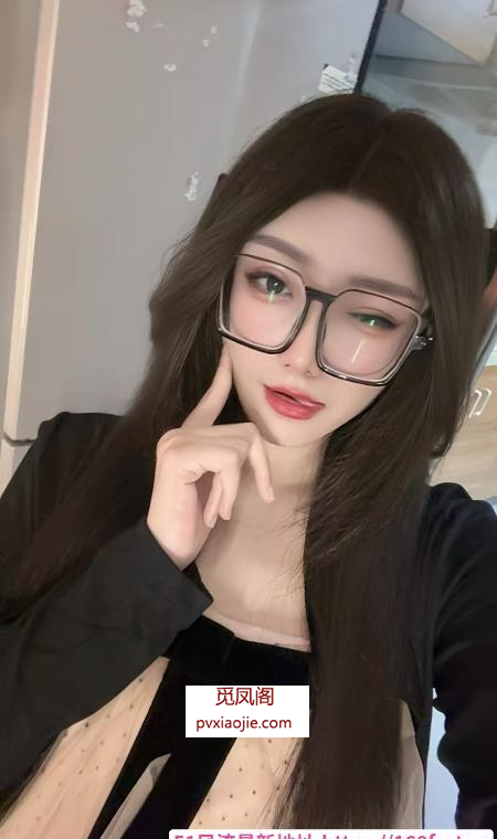 性感制服小女友