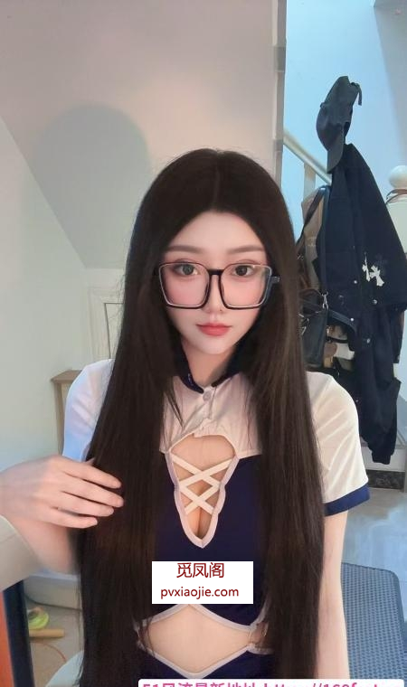 性感制服小女友