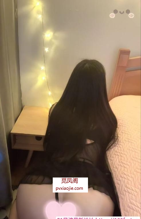 肥臀爆乳小骚妹