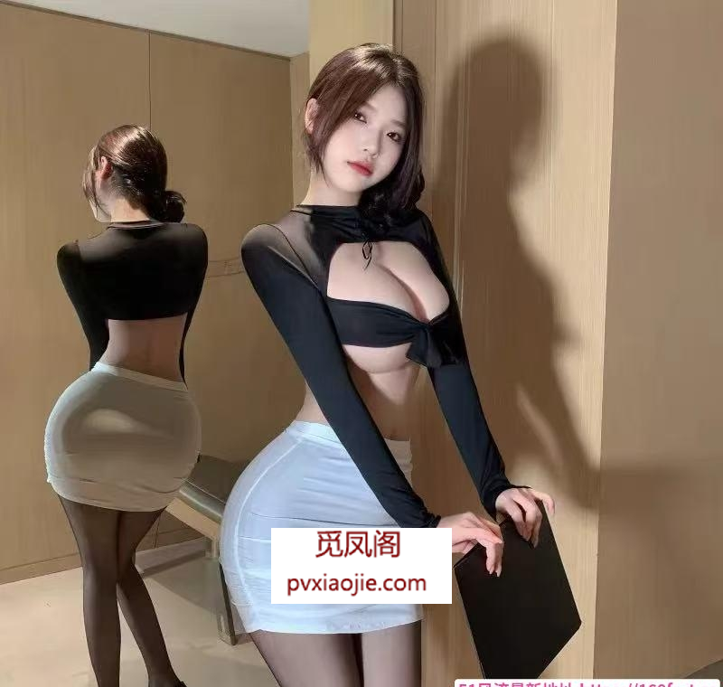 童颜巨乳黑丝妹