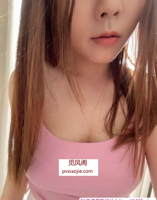 身材苗条小少妇