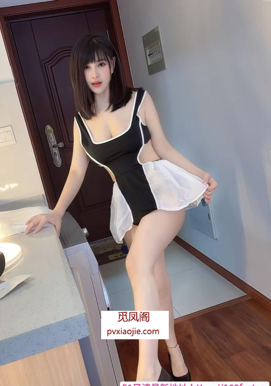 长腿情趣美乳御姐