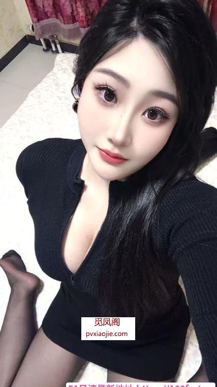 巨乳小骚货