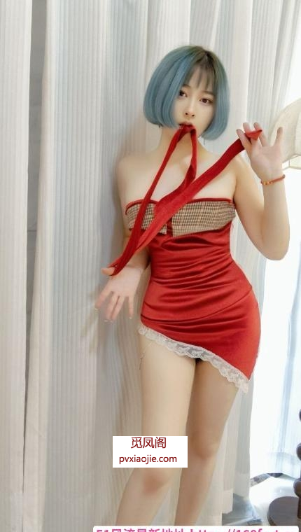 风骚大奶肥臀妹子
