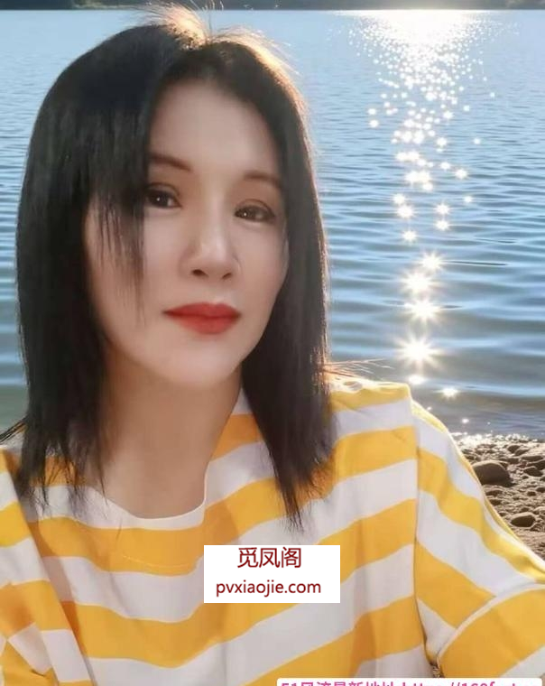 浦东瑜伽一字马少妇