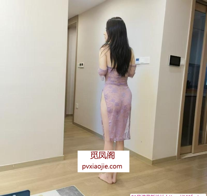 冷白皮高挑大胸极品
