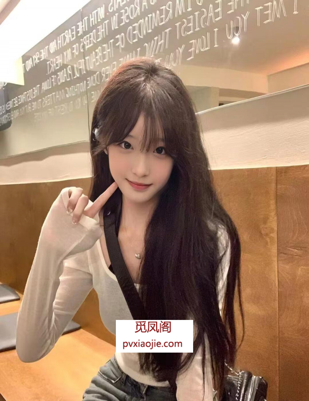 大一学生妹初下海兼职有房