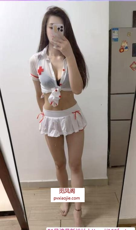 高挑身材小少妇