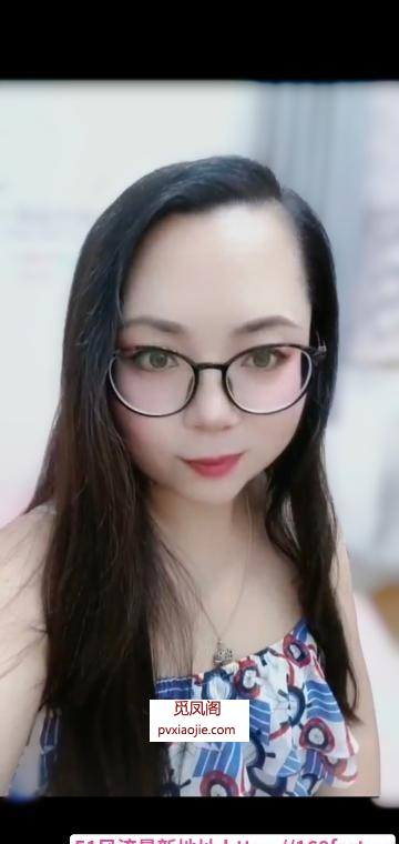 肥臀易高潮骚姐姐