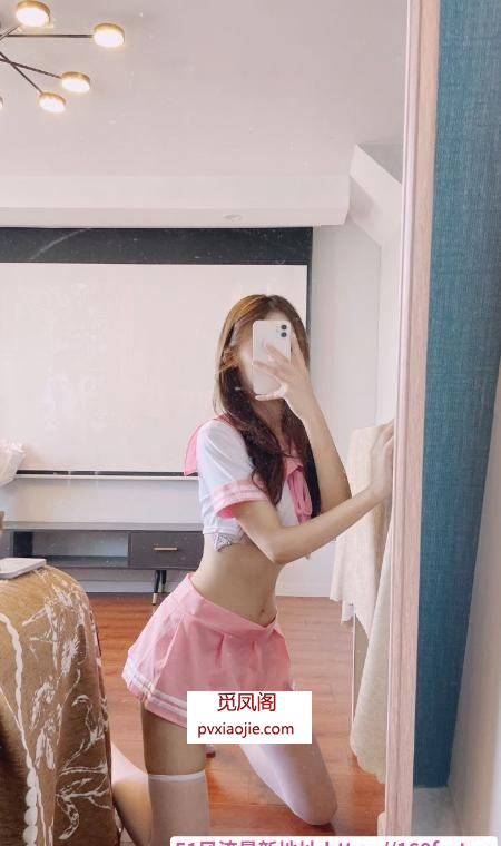 巨反差兼职高颜值模特