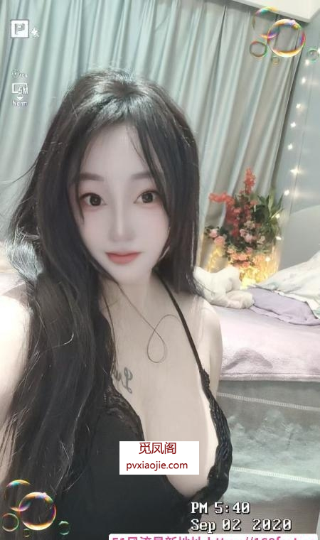 大胸潮喷骚妖精