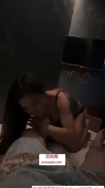 大波妹海选全裸四推