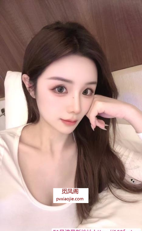 性感翘臀小甜甜