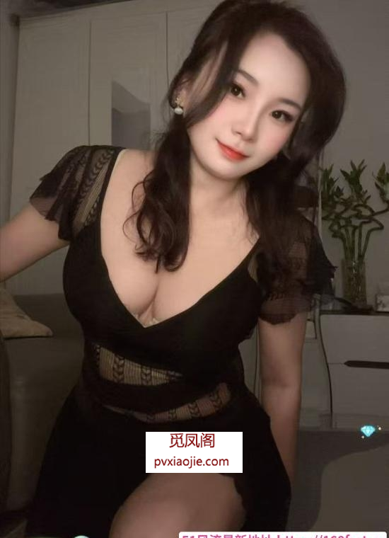 美乳肤白慕容