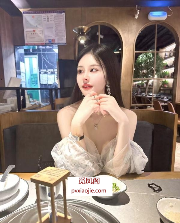 萝莉感美女