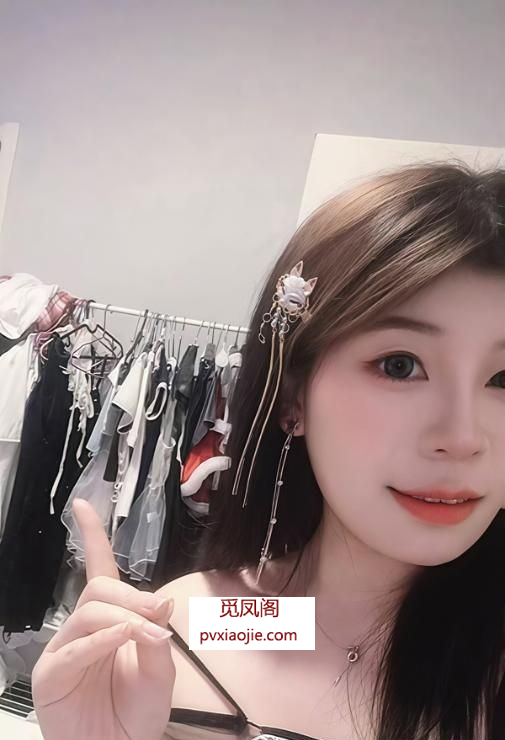 翘臀女友系小姐姐