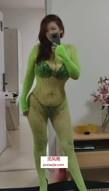 静安风骚大屁股熟女